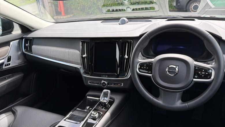 Volvo S90 2.0 T8 RC PHEV [455] Ultimate Dark 4dr AWD Auto Saloon